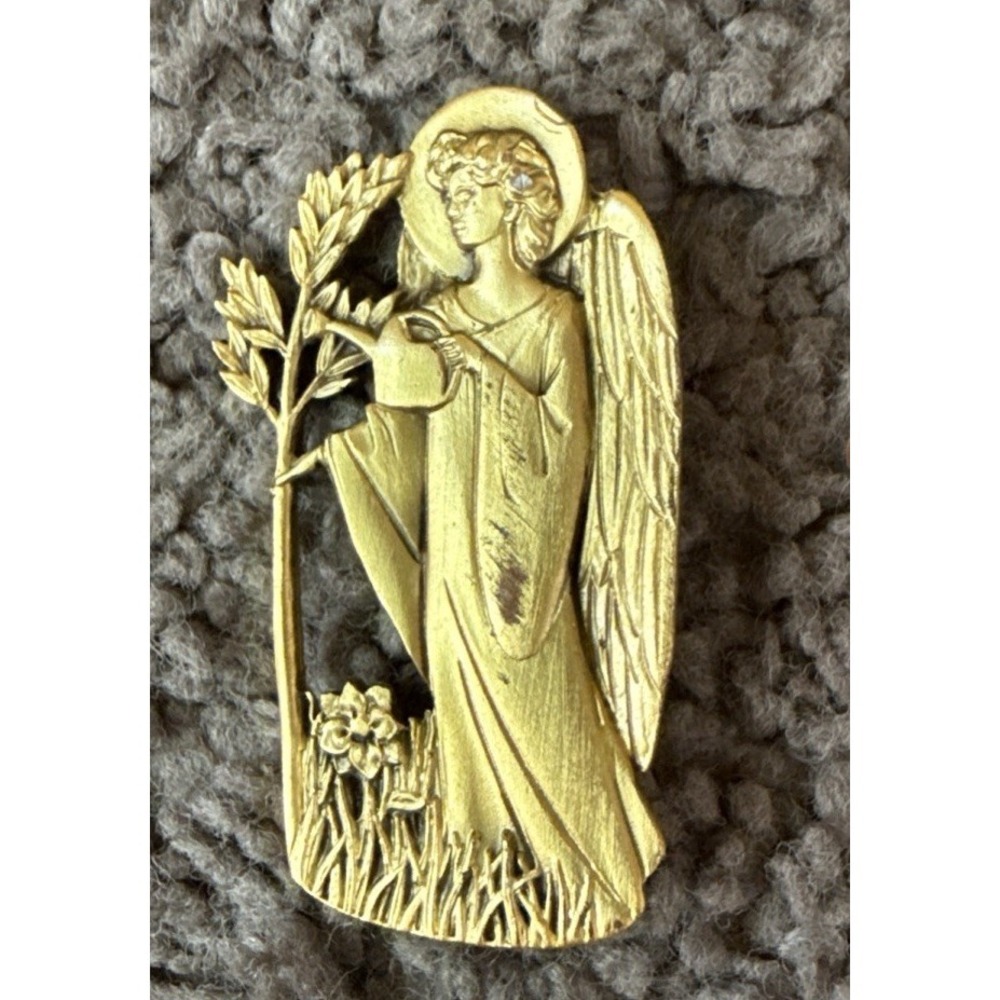 Vintage catholic religious gold tone metal garden angel pin 2"‎ brooch Signed AA